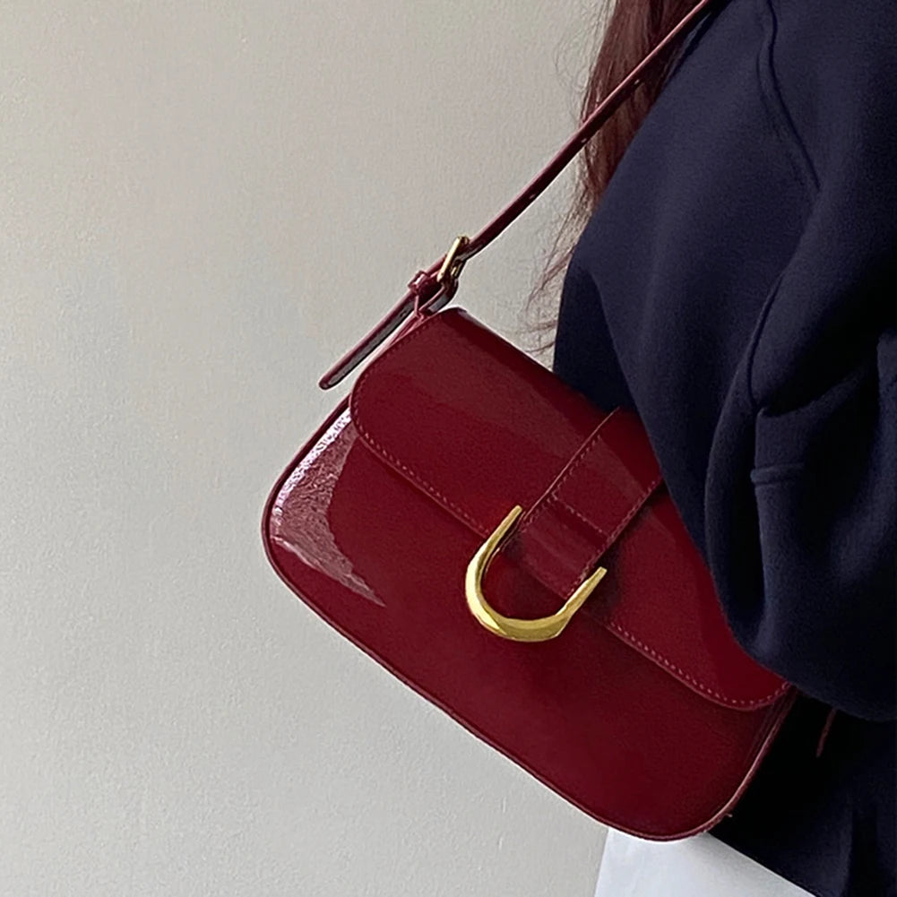 Sac à bandoulière rétro en cuir vernis pour femme